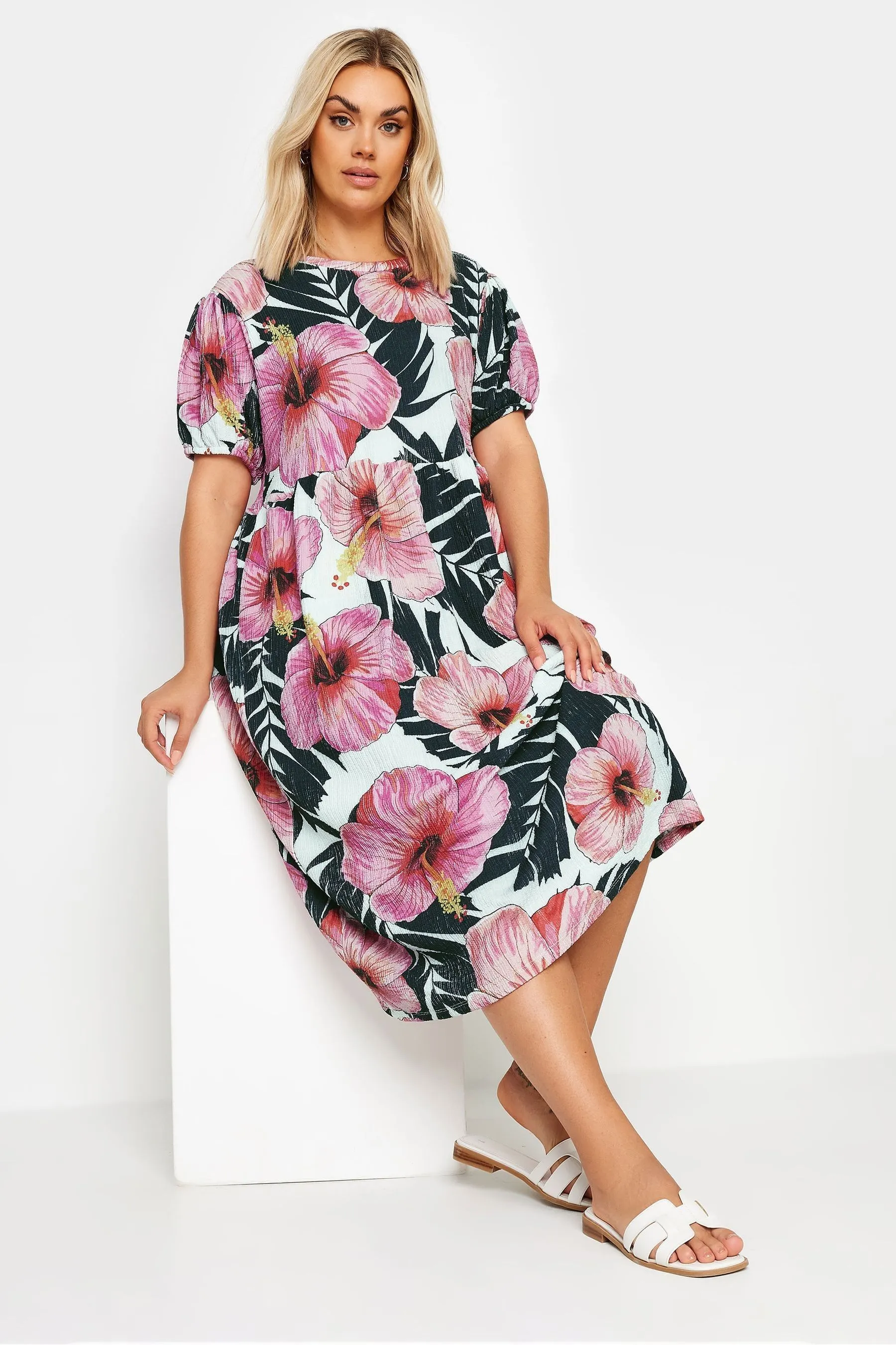 Yours Curve Leaf Crinkle Smock Dress    